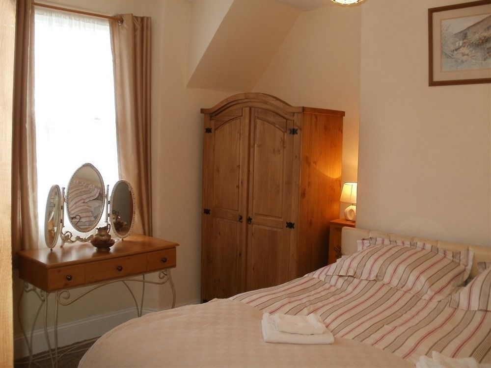 Gumfreston Guest House Тенби Экстерьер фото